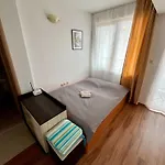 Summer Breeze 515 No Romania Апартамент