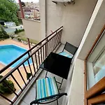 Апартамент Summer Breeze 515 No Romania *